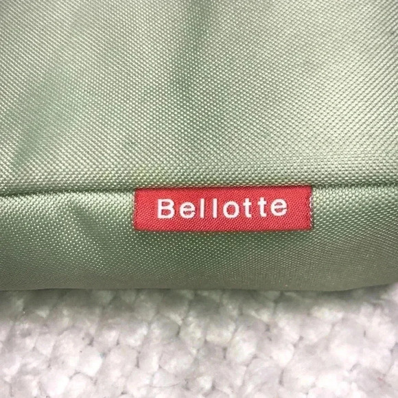 Bellotte Green Insulated Baby Bottle Bag​​ - Picture 3 of 4